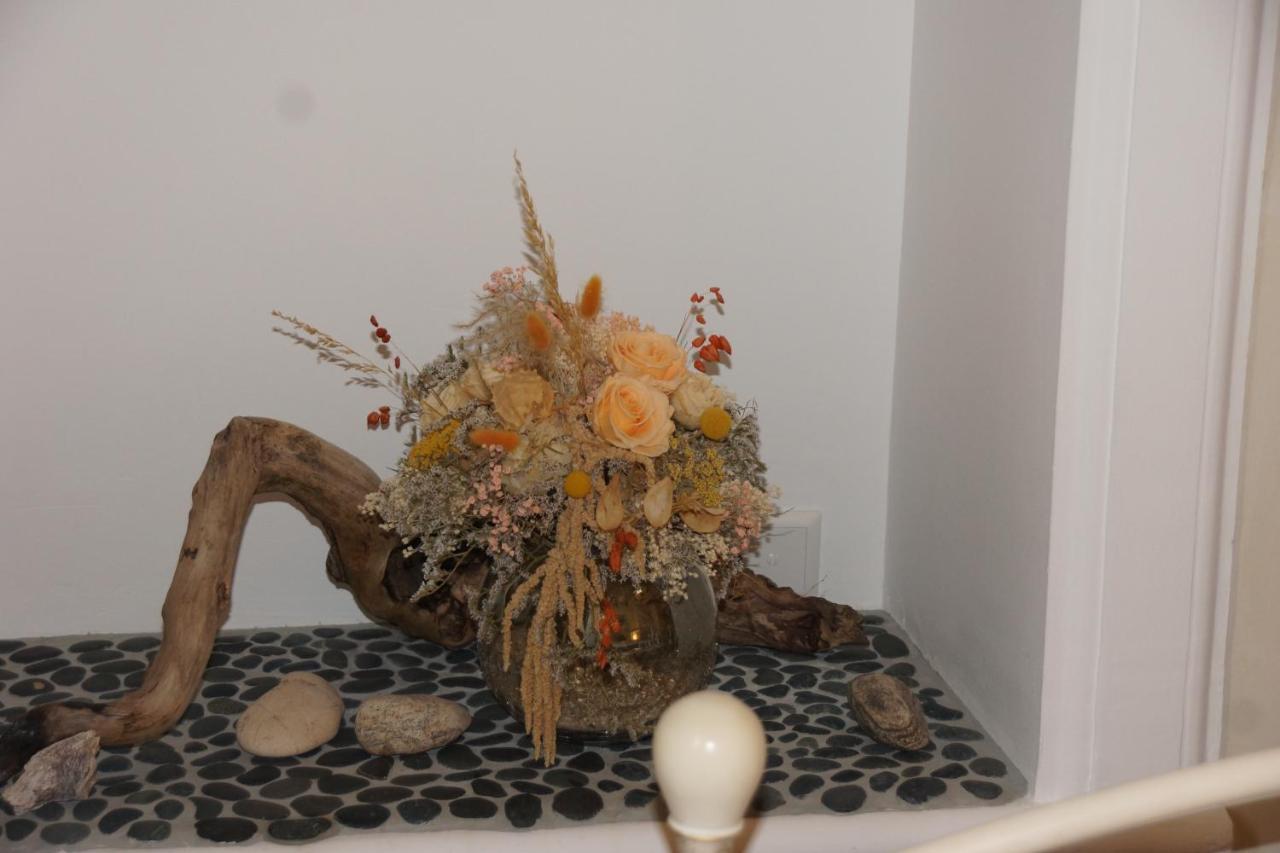 Romainmotier Maison Junod מראה חיצוני תמונה