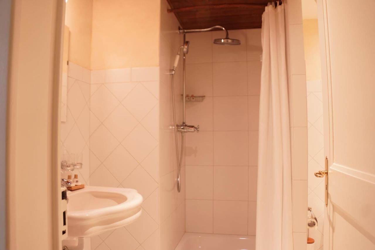 Romainmotier Maison Junod מראה חיצוני תמונה