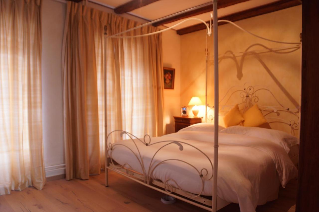 Romainmotier Maison Junod מראה חיצוני תמונה