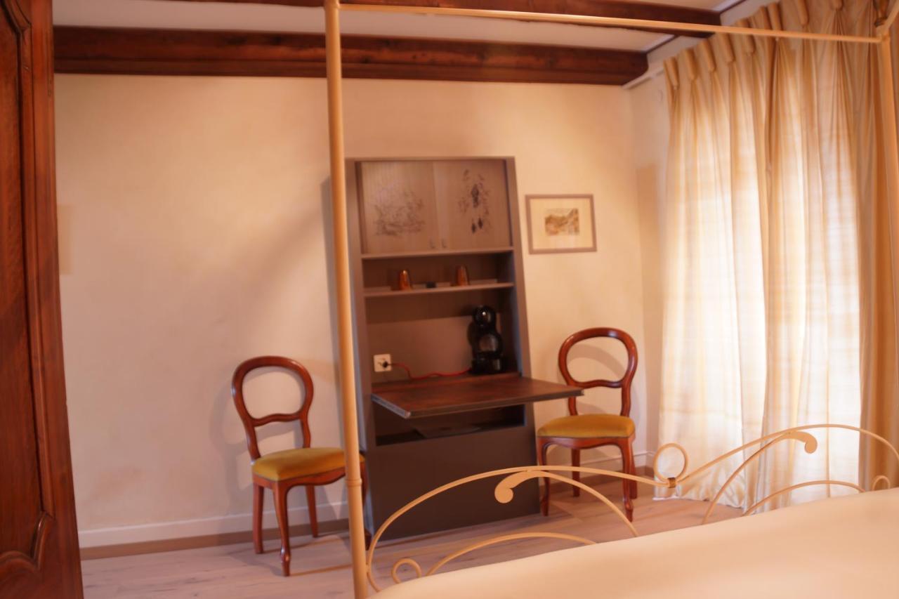 Romainmotier Maison Junod מראה חיצוני תמונה