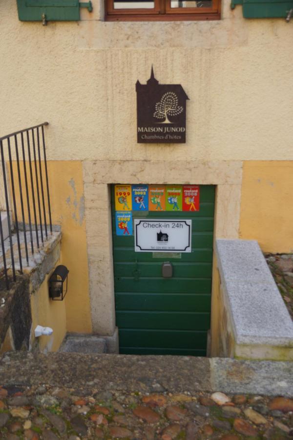 Romainmotier Maison Junod מראה חיצוני תמונה